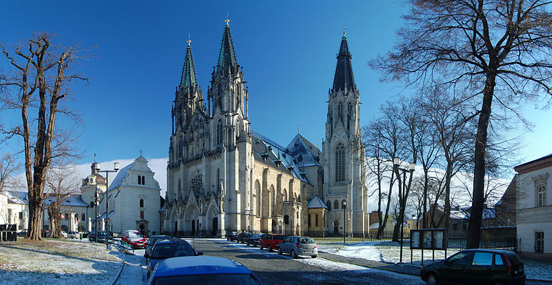Soubor:Dóm Svatého Václava, Olomouc.jpg