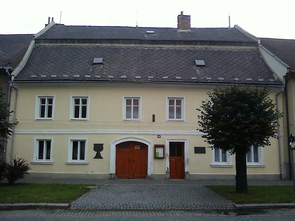 Soubor:Jimramov (evangelická fara).jpg